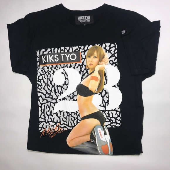 T-Shirt - Picture 1 of 3